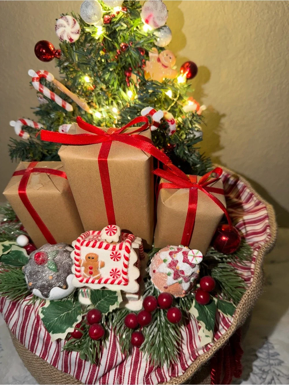 Holiday Mini Tree Gift Sack with Red Accents
